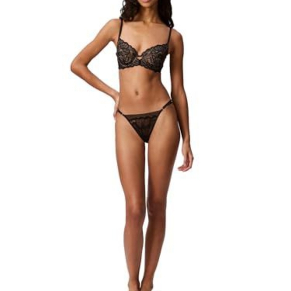 Calvin Klein Black Lace Bra with Sheer Panels,Wire, NEW, 36B - Picture 3 of 3